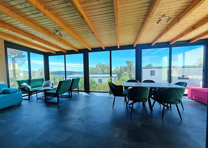 Sea View Anika By Vellaris, Luxury Mobile Feriehus *