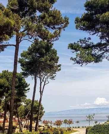 Sea View Anika By Vellaris, Luxury Mobile Casa de Férias Mali Lošinj