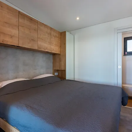 Sea View Anika By Vellaris, Luxury Mobile