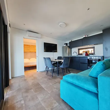 Sea View Anika By Vellaris, Luxury Mobile *