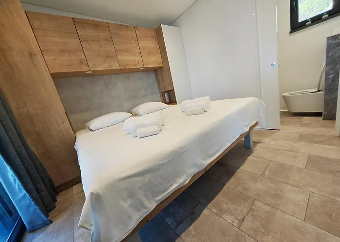 Sea View Anika By Vellaris, Luxury Mobile Dom wakacyjny Mali Lošinj