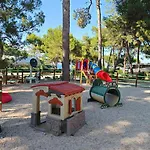 Holiday home Sea View Anika By Vellaris, Luxury Mobile Mali Losinj