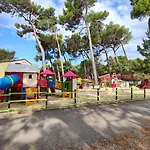Sea View Anika By Vellaris, Luxury Mobile Holiday home